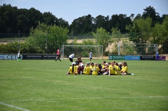 2. Sommercup am Sonnenhügel begeistert mit Jugendfußball pur 2. Sommercup am Sonnenhügel begeistert mit Jugendfußball pur