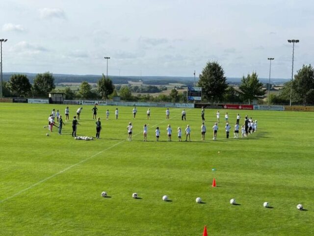 Mädchenpower am Sonnenhügel – ein Tag ganz im Zeichen des Fußballs